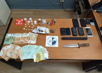 «Χειροπέδες» σε κύκλωμα διακίνησης κοκαΐνης και χασίς με δράση στη Θεσπρωτία