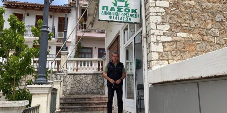 Ο Αν. Λοβέρδος σηκώνει τον ήλιο… στην Τοπική Φιλιατών