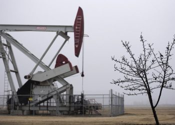 Πίσω από τις δηλώσεις Δένδια για υδρογονάνθρακες: Εξελίξεις και οι ανταγωνισμοί στο τομέα της ενέργειας