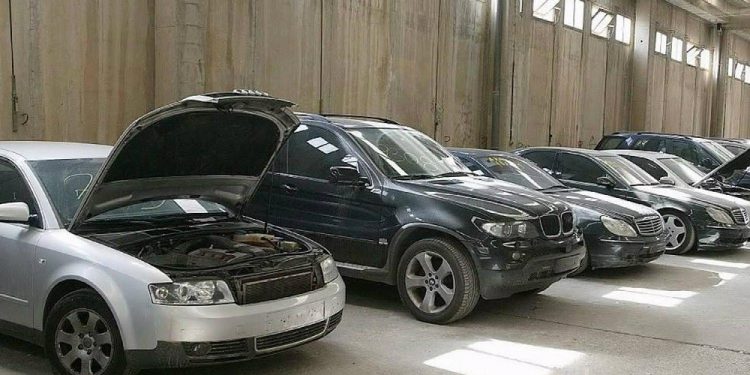 Σε δημοπρασία πολυτελή αυτοκίνητα από …50 ευρώ, στην Ηγουμενίτσα