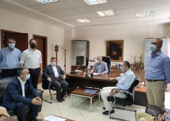 Συγκρατημένη αισιοδοξία μετά τη συνάντηση με Πλακιωτάκη