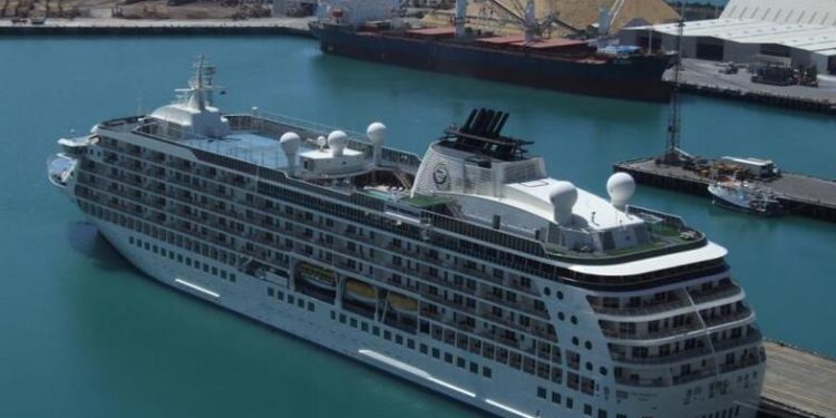 «Κρουαζιέρα αγνοείται» για την Ηγουμενίτσα