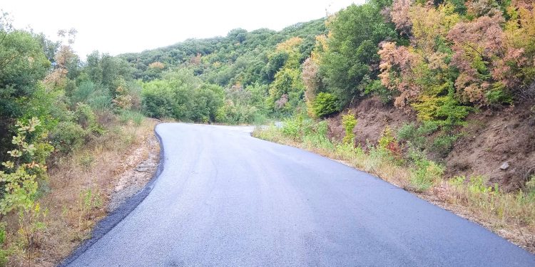 ΑΣΦΑΛΤOΣΤΡΩΣΕΙΣ