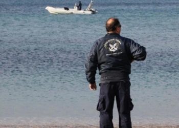 limeniko-paralia-750x375