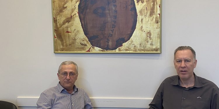 πασχοσ-νταης