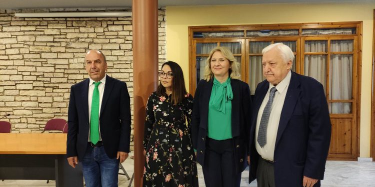 αλεκος παπαδοπουλος πασοκ