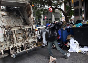 garbage_truck-03