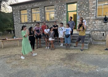 ισπανοι