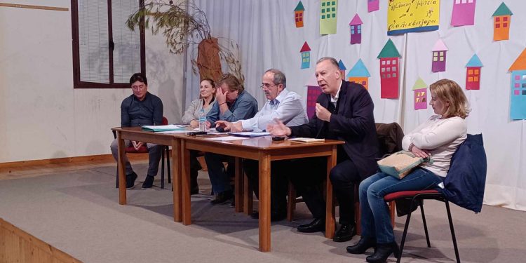 ΦΩΤΟ ΑΠΟ ΣΥΝΕΛΕΥΣΗ ΠΕΡΔΙΚΑΣ