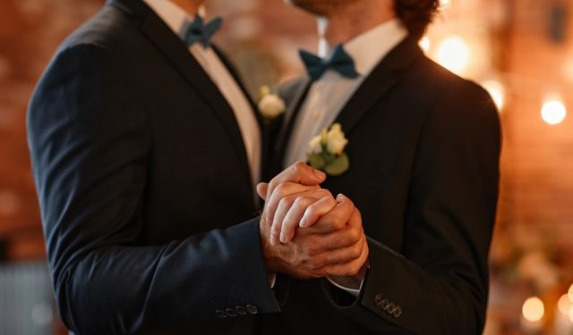 γάμος ομόφυλ.