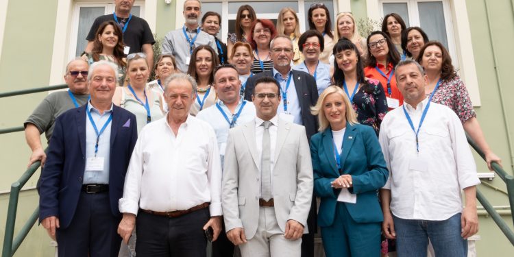 ΕΠΙΜΕΛΗΤΗΡΙΑ