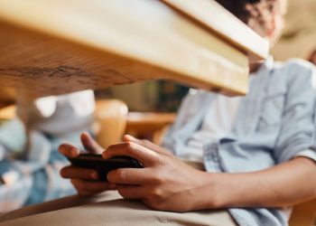 kinito-sxoleio-mathitis