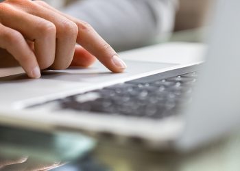 INTERNET_LAPTOP_PC_ERGASIA