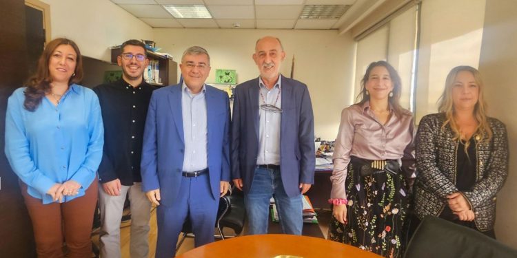 Απόβλητα που αποκτούν αξία, μια συνεργασία των υδατοκαλλιεργητών της Θεσπρωτίας και του ΥΠΕΝ