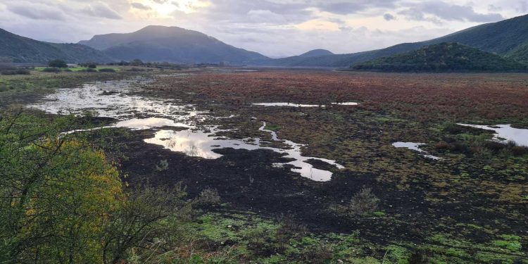 Η Λίμνη Καλοδικίου «πεθαίνει»