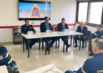 ΕΠΙΣΚΕΨΗ Γ. ΚΕΦΑΛΟΓΙΑΝΝΗ: Ενίσχυση πυροσβεστικών υπηρεσιών σε Φιλιάτες και Θεσπρωτία