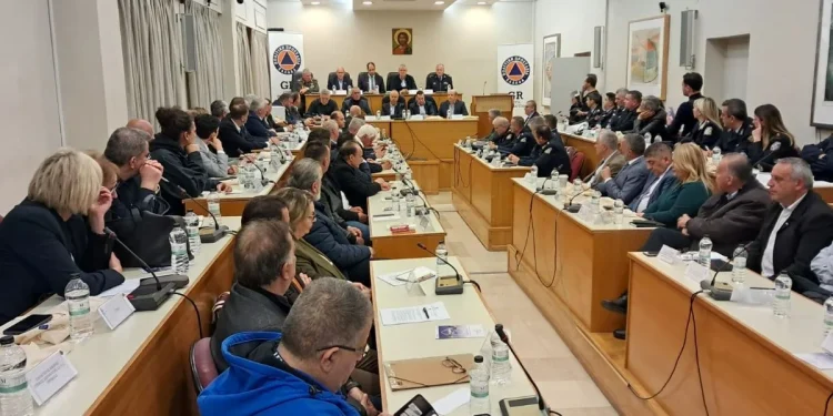 ΚΕΦΑΛΟΓΙΑΝΝΗΣ ΑΠΟ ΓΙΑΝΝΕΝΑ Περισσότεροι πυροσβέστες και drones, ίδια τα εναέρια μέσα