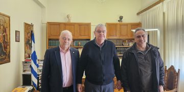 Έρχονται κοντέινερ για τους σεισμοπαθείς