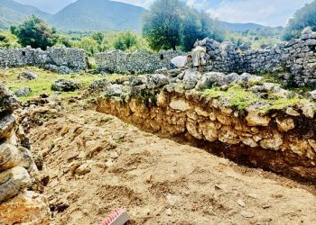 Καθαρισμός στην Παναγία και στο Νεκροταφείο του Σουλίου, στο πλαίσιο των έργων της ΟΧΕ