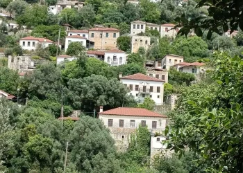 Φοινίκι Θεσπρωτίας: Ένα ζωντανό μνημείο αρχιτεκτονικής και πολιτισμού