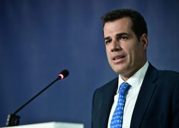 Παρουσία του Υπουργού Μετανάστευσης και Ασύλου Θάνου Πλεύρη τα εγκαίνια των νέων γραφείων της Δ.Ε.Ε.Π. Θεσπρωτίας