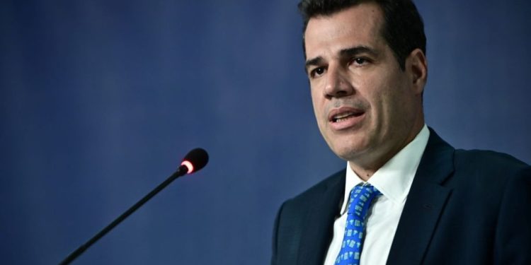 Παρουσία του Υπουργού Μετανάστευσης και Ασύλου Θάνου Πλεύρη τα εγκαίνια των νέων γραφείων της Δ.Ε.Ε.Π. Θεσπρωτίας