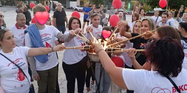 Η «Φλόγα της Αγάπης» φώτισε την Ηγουμενίτσα στην 24η Πανελλήνια Λαμπαδηδρομία Εθελοντών Αιμοδοτών